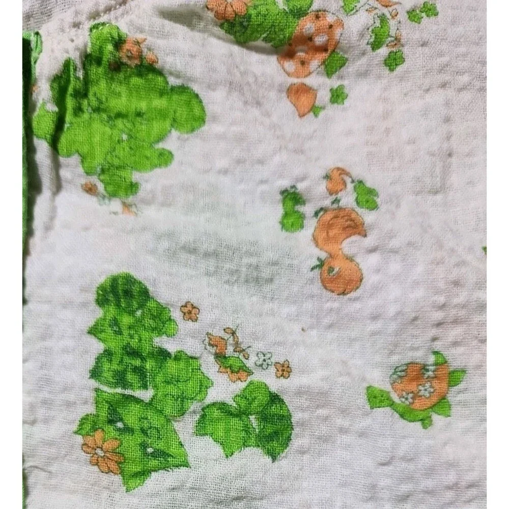 Vintage Baby 2 Piece Green And White With Bears,Raccoon,Ducks And Turtles